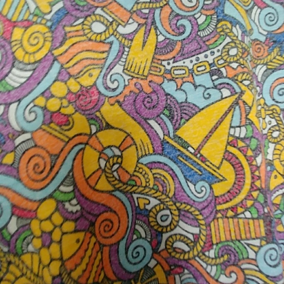 Lularoe Perfect T - Picture 2 of 2